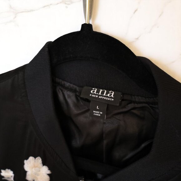a.n.a Embroidered Floral Black Bomber Jacket - Size L - Picture 3 of 4